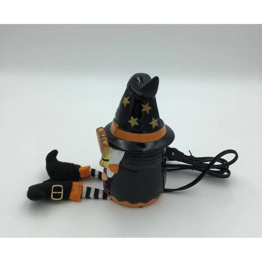 Scentsy Wicked Cute Halloween‎ Witch Gnome Wax Warmer Ceramic Shelf Sitter NEW